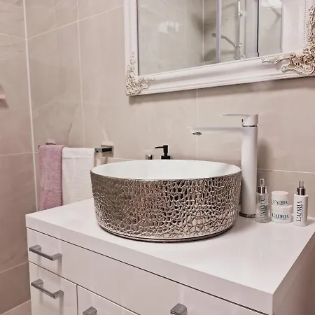 Apartman Maja ****