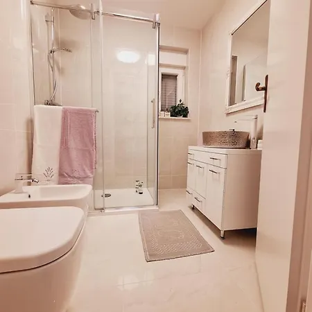 Apartman Maja **** *