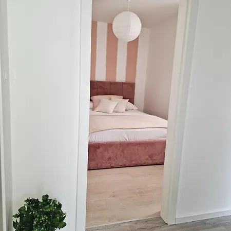 Apartman Maja **** Apartment Sibenik