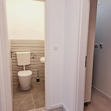 Apartman Maja **** Apartment *